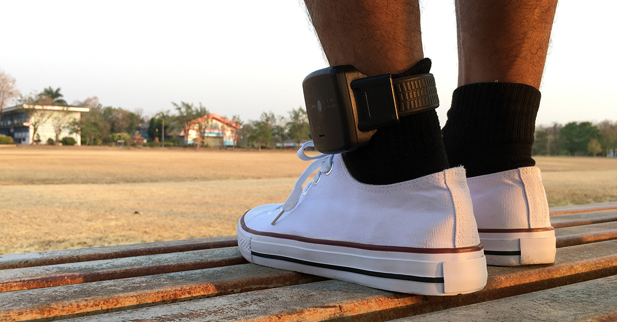 how to take off a ankle bracelet without breaking it